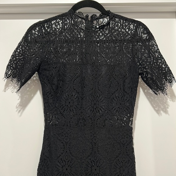 Lulu’s Remarkable Black Lace Dress - Picture 4 of 9